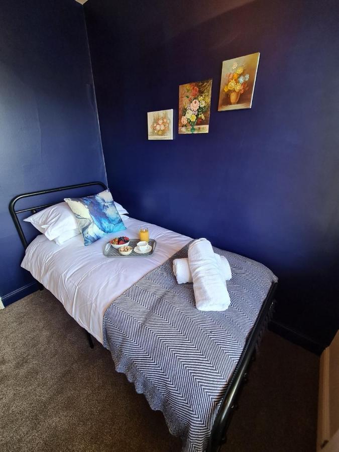 Rumer Hill House A Unique Boutique Styled Place To Stay In Cannock Close To A5 The Mcarthur Glen Outlet Great Wyrley Eksteriør billede